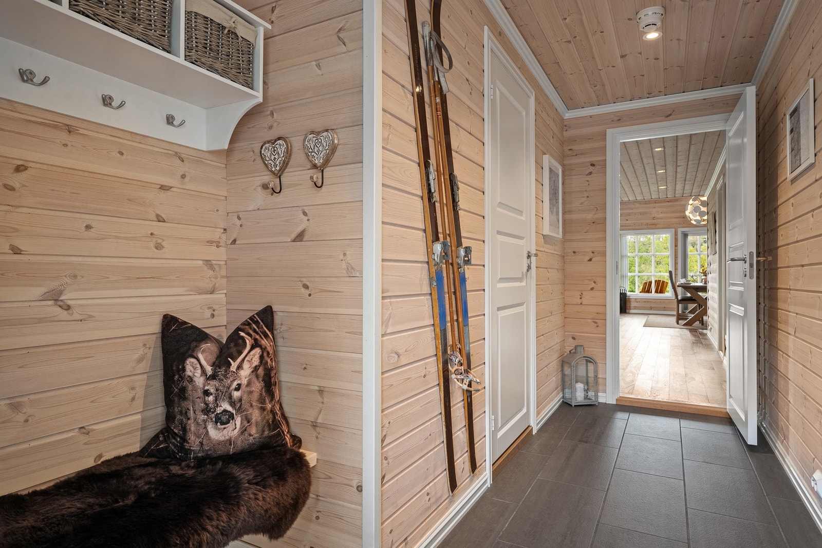 Entrè/gang. Galleribilde