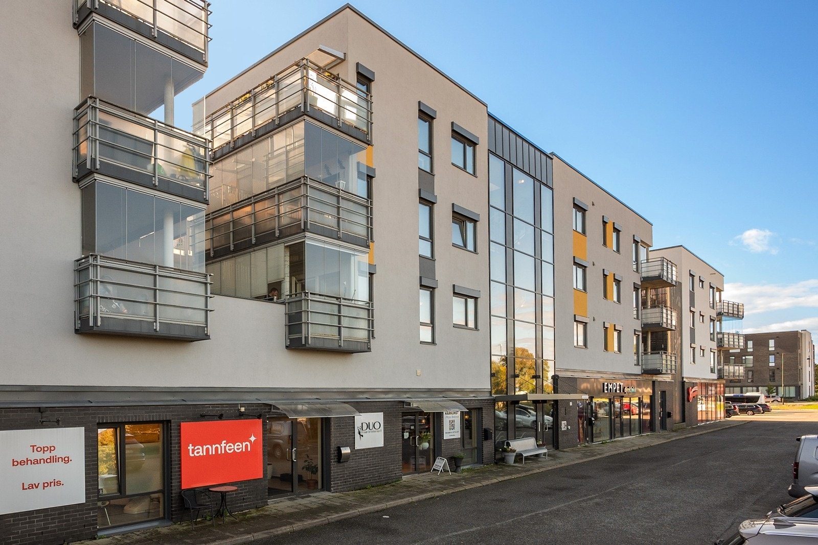 Rabekkporten borettslaget består av 41 andelsleiligheter. Her bor du sentralt med nærhet til alt du trenger i hverdagen. Galleribilde