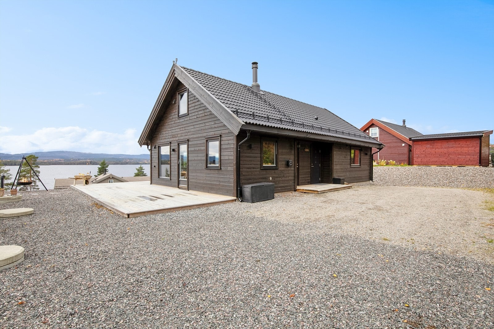 Pent opparbeidet tomt med gode parkeringsmuligheter Galleribilde