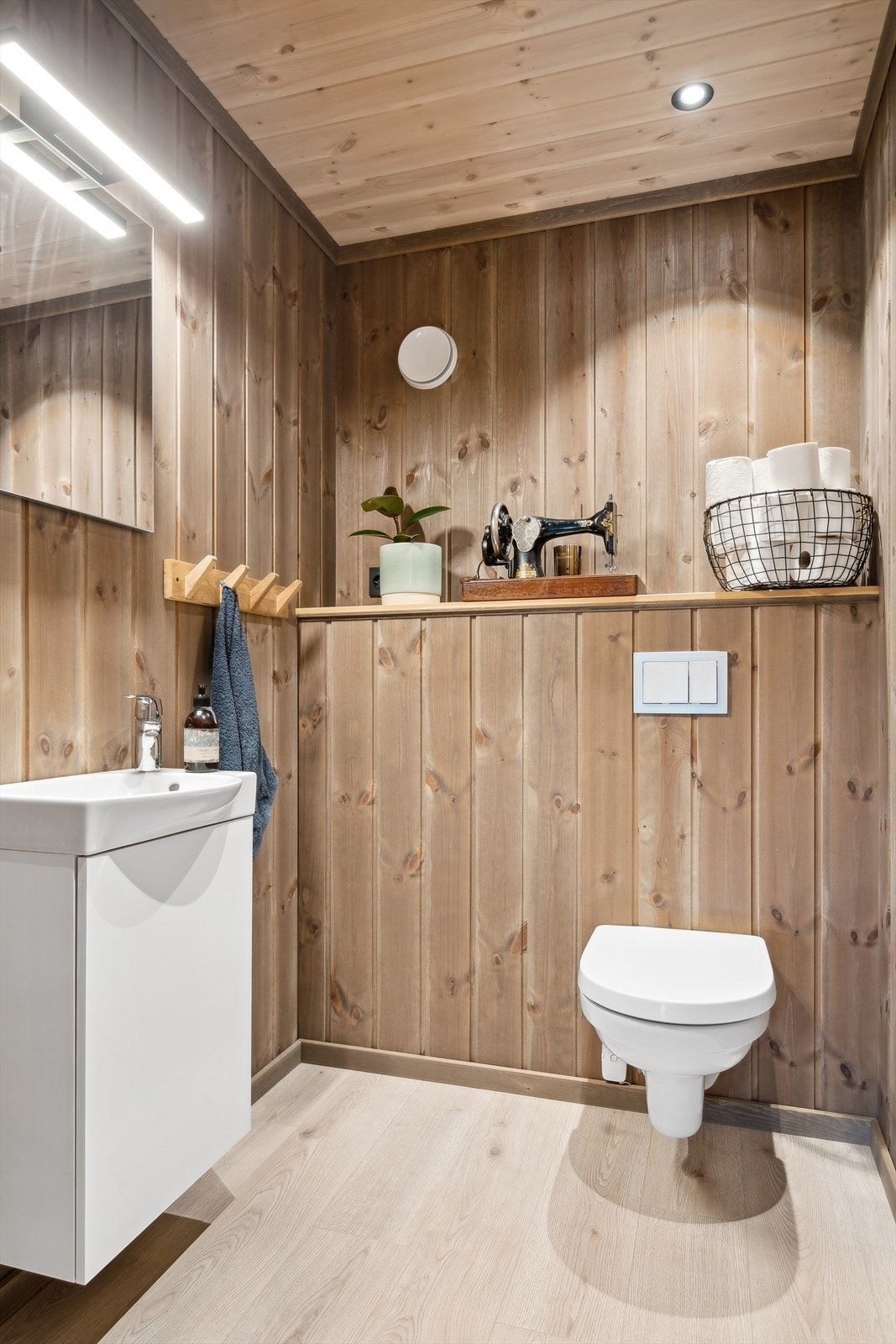 WC ved siden av soverommene Galleribilde