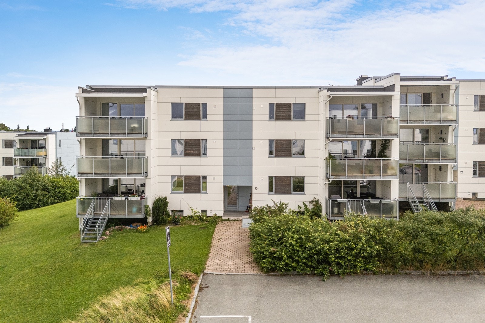 Veldrevet borettslag bestående av 174 andeler/leiligheter. Galleribilde