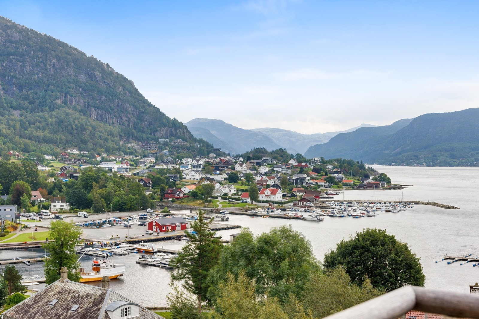 Fra leiligheten har man en nydelig panoramautsikt Galleribilde