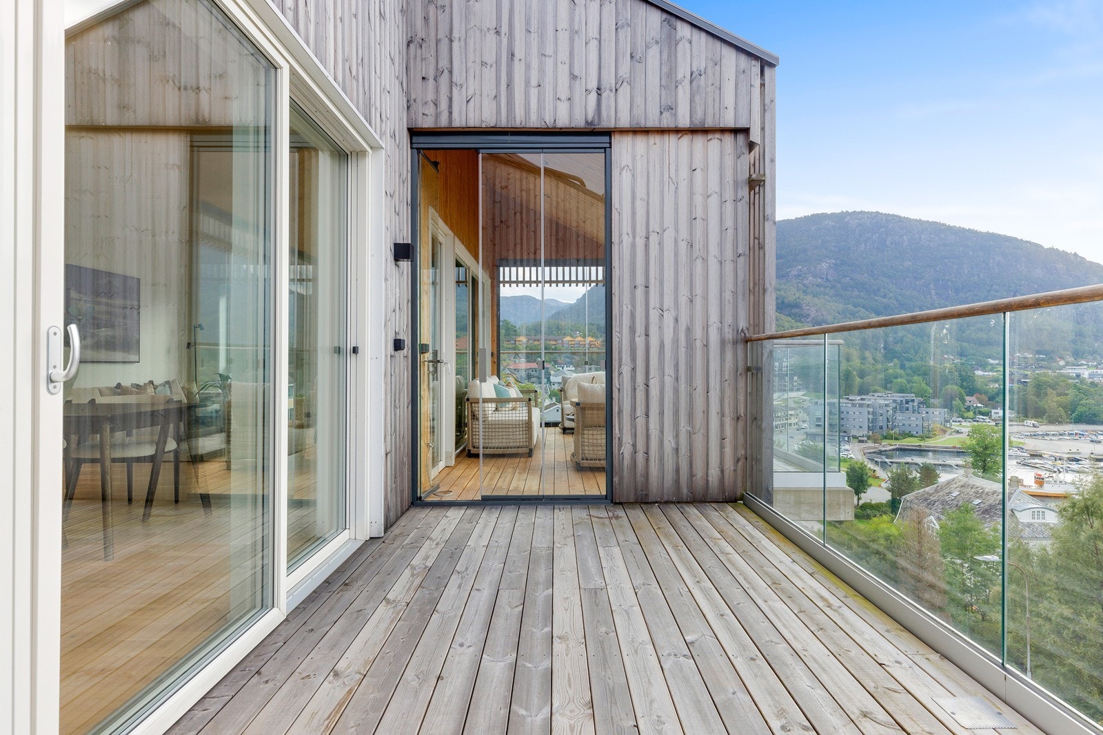 Her kan man enkelt bevege seg mellom innerom og uterom Galleribilde