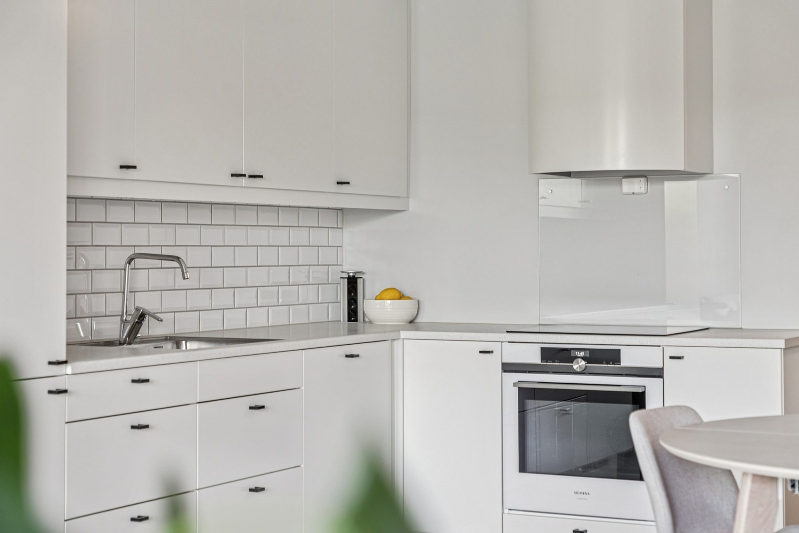 Det er lave felleskostnader med både fjernvarme og tv/internett inkludert. Galleribilde