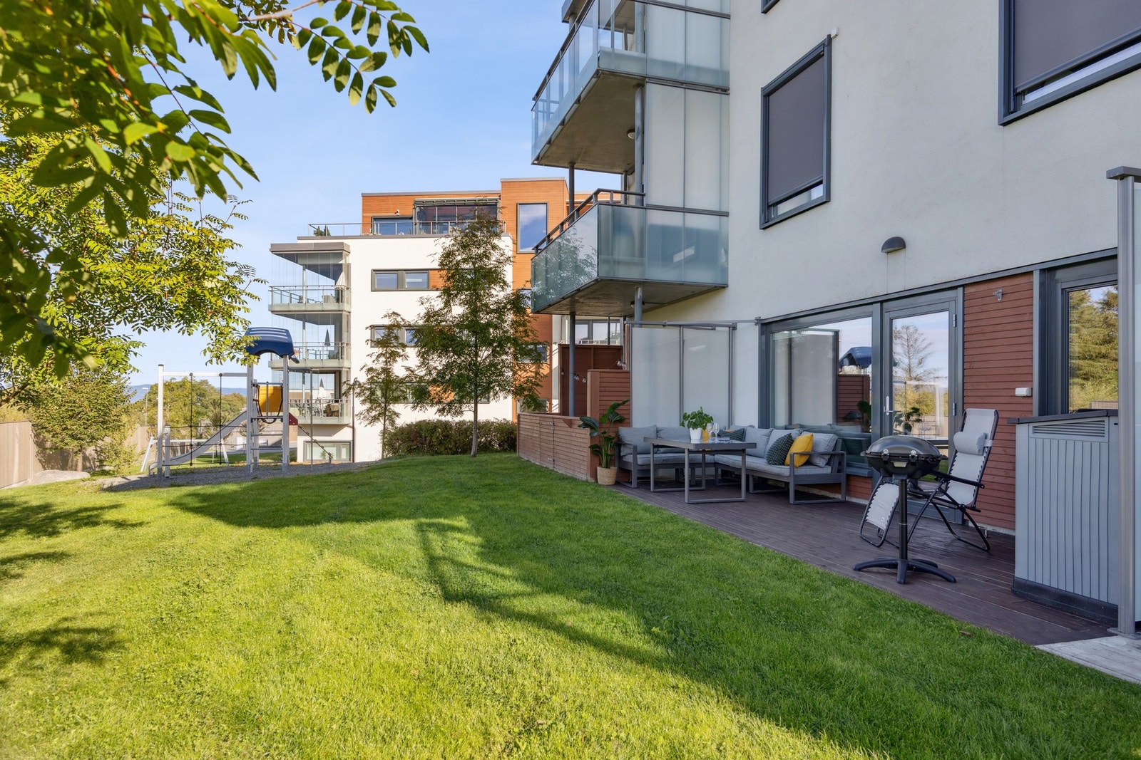 Det er privat parkeringsplass ute. Velkommen til visning! Galleribilde