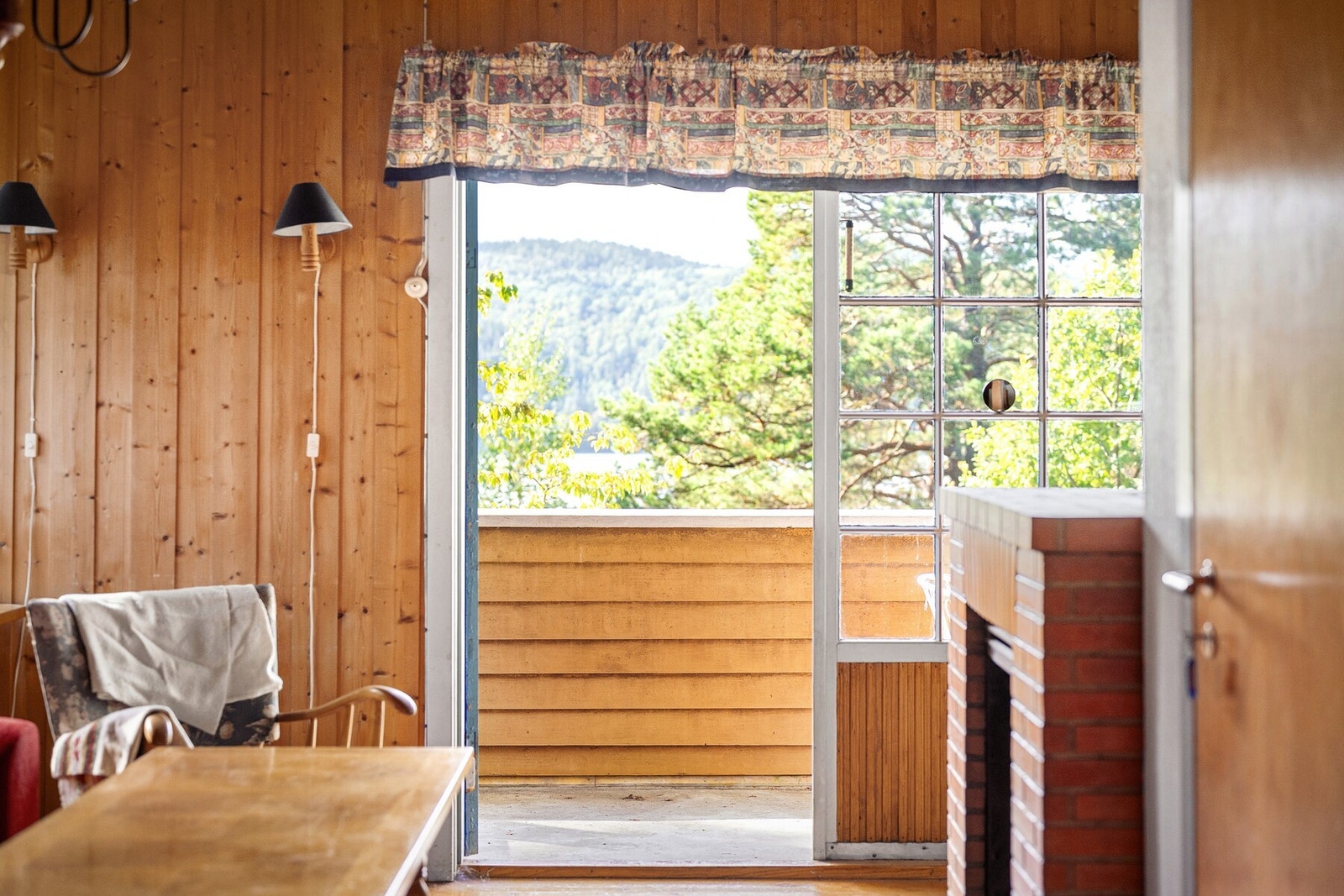 Hytta ligger i et attraktivt og veletablert hytteområde ved Båtsø, med kort gange til bryggeanlegg Galleribilde