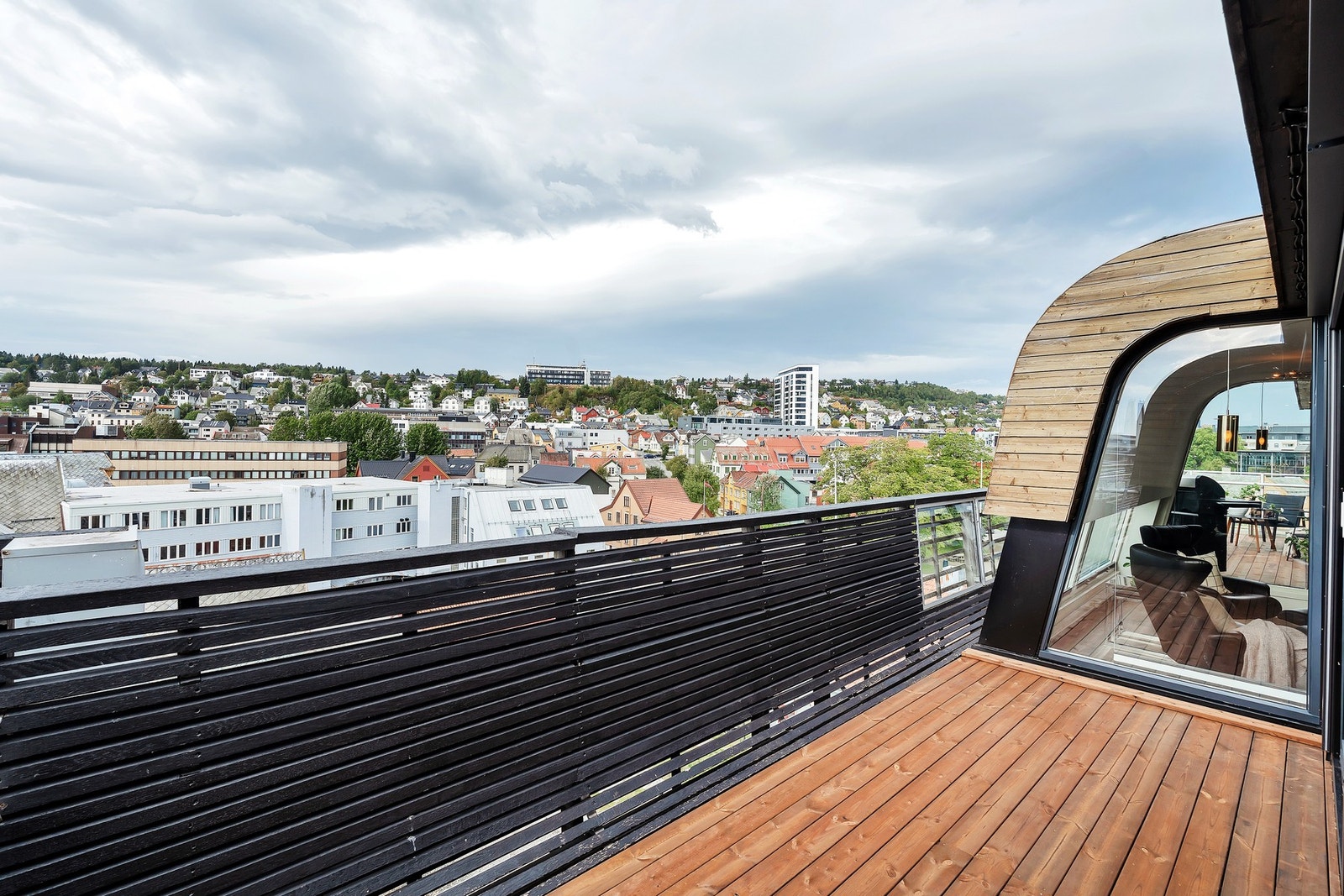 Balkong nr. 2. Galleribilde