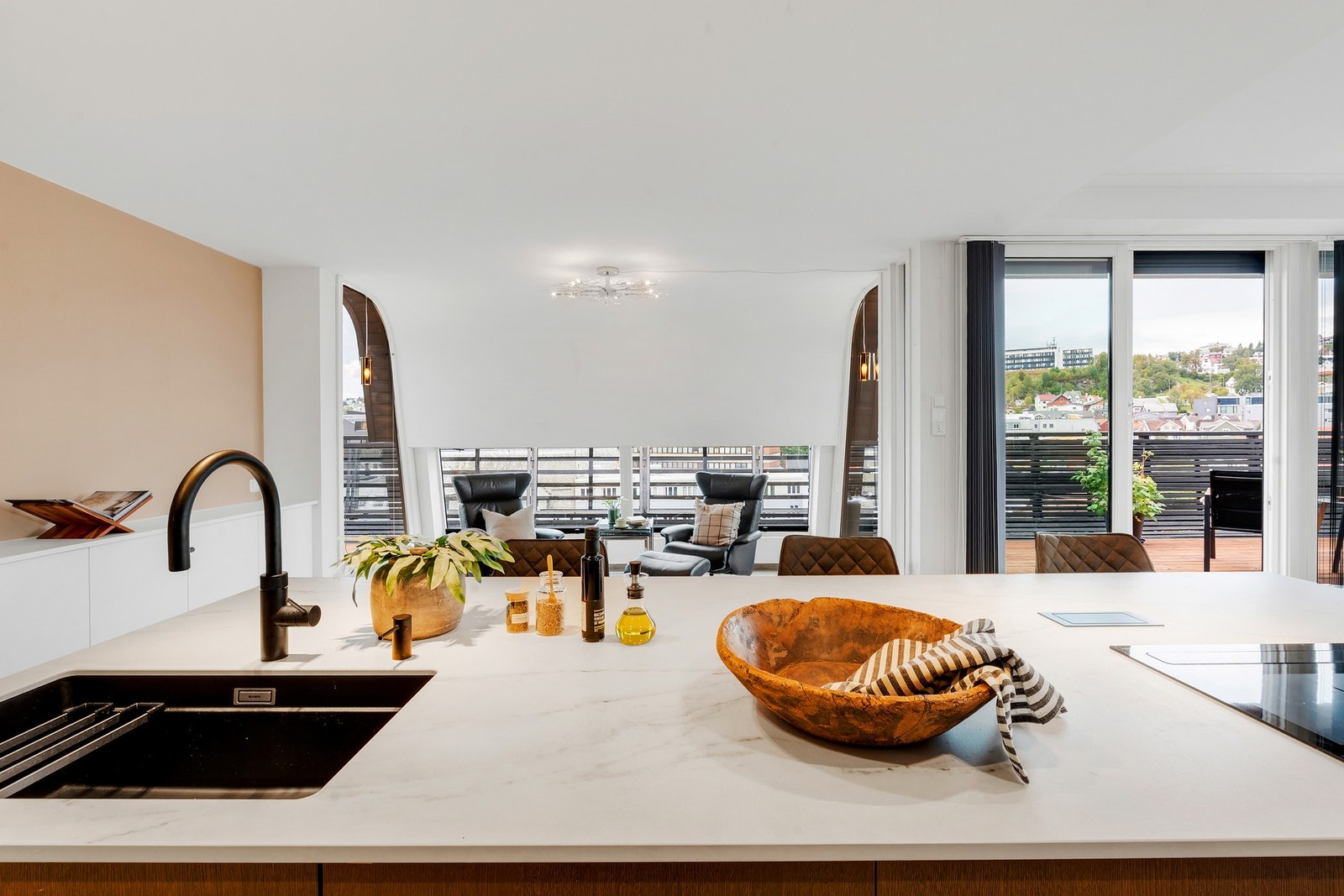 Kjøkken/stue. Galleribilde