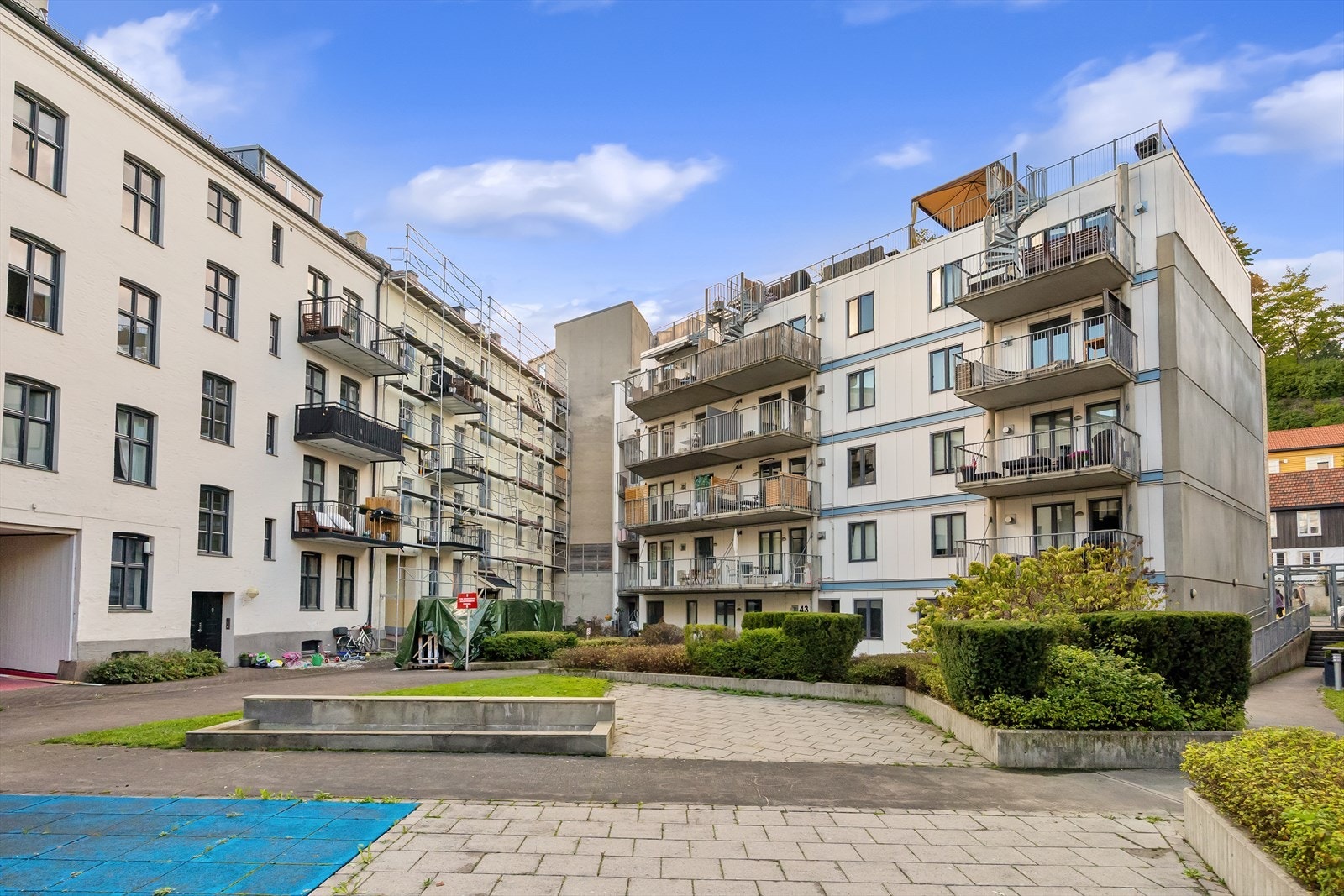 Sameiet består av 20 seksjoner. Galleribilde