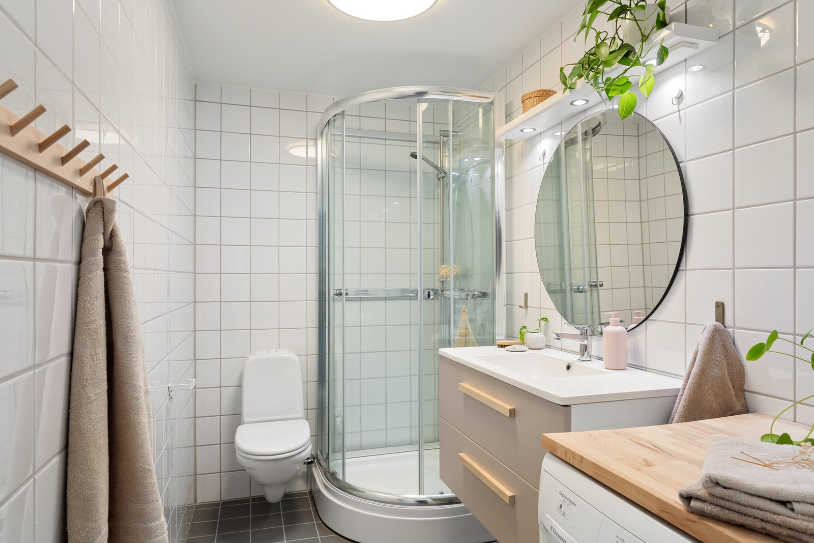 Flislagt baderom med gulvvarme. Galleribilde