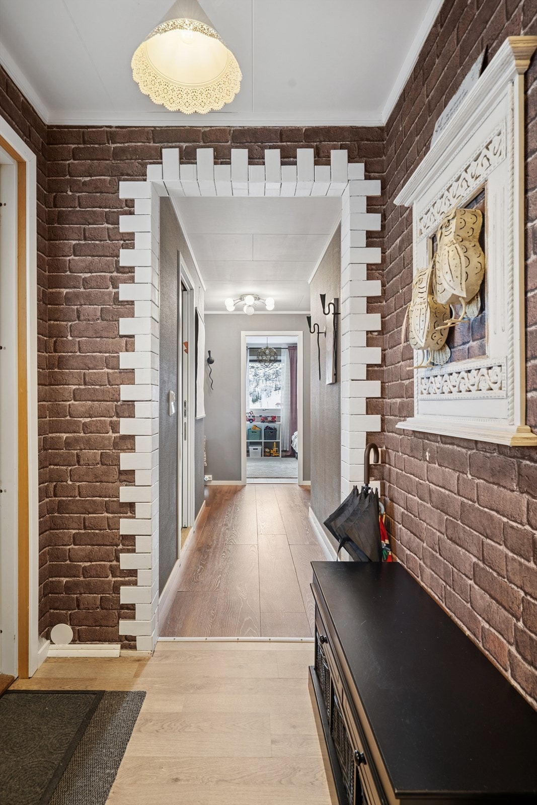 Entrèen. Velkommen! Galleribilde