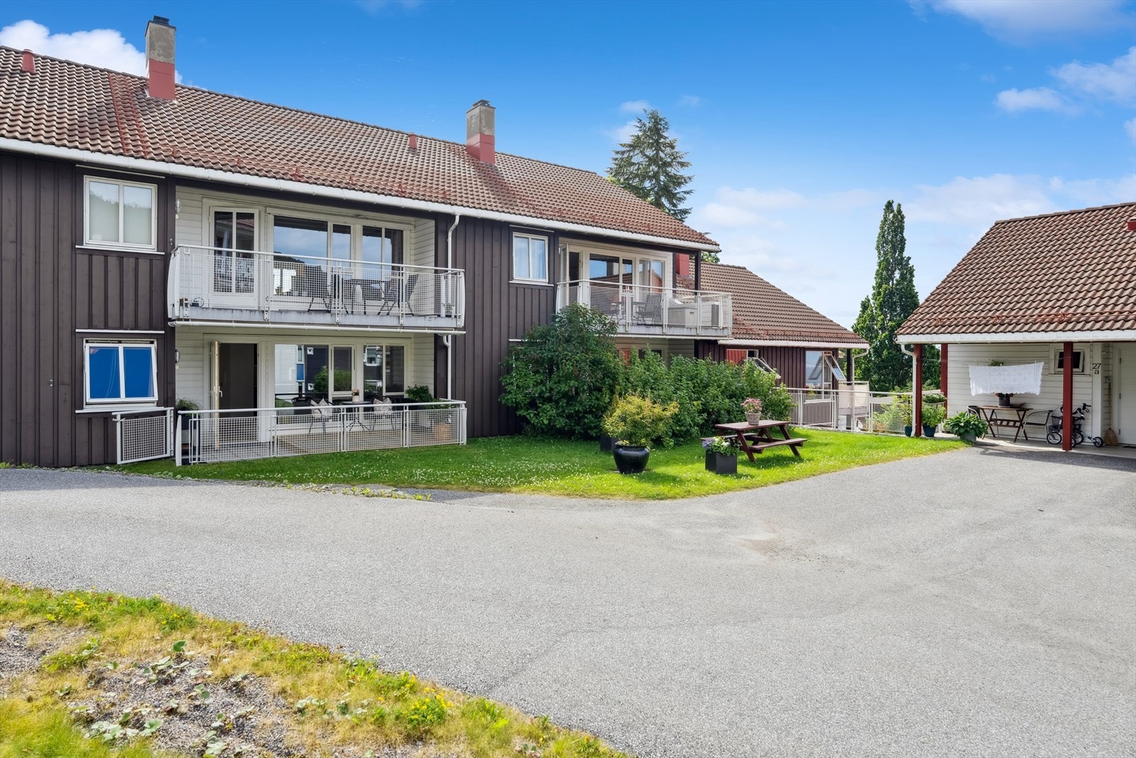 Fasade vest Galleribilde