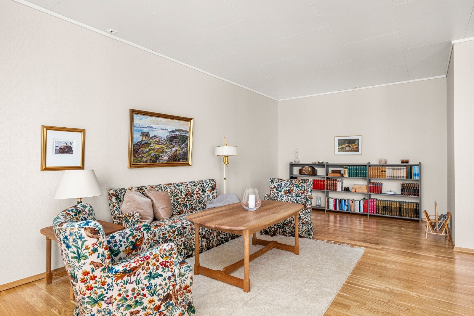 Lys og trivelig stue Galleribilde