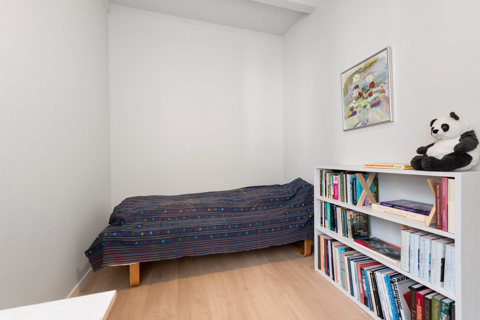 Koselig soverom som også kan brukes som barnerom. Galleribilde