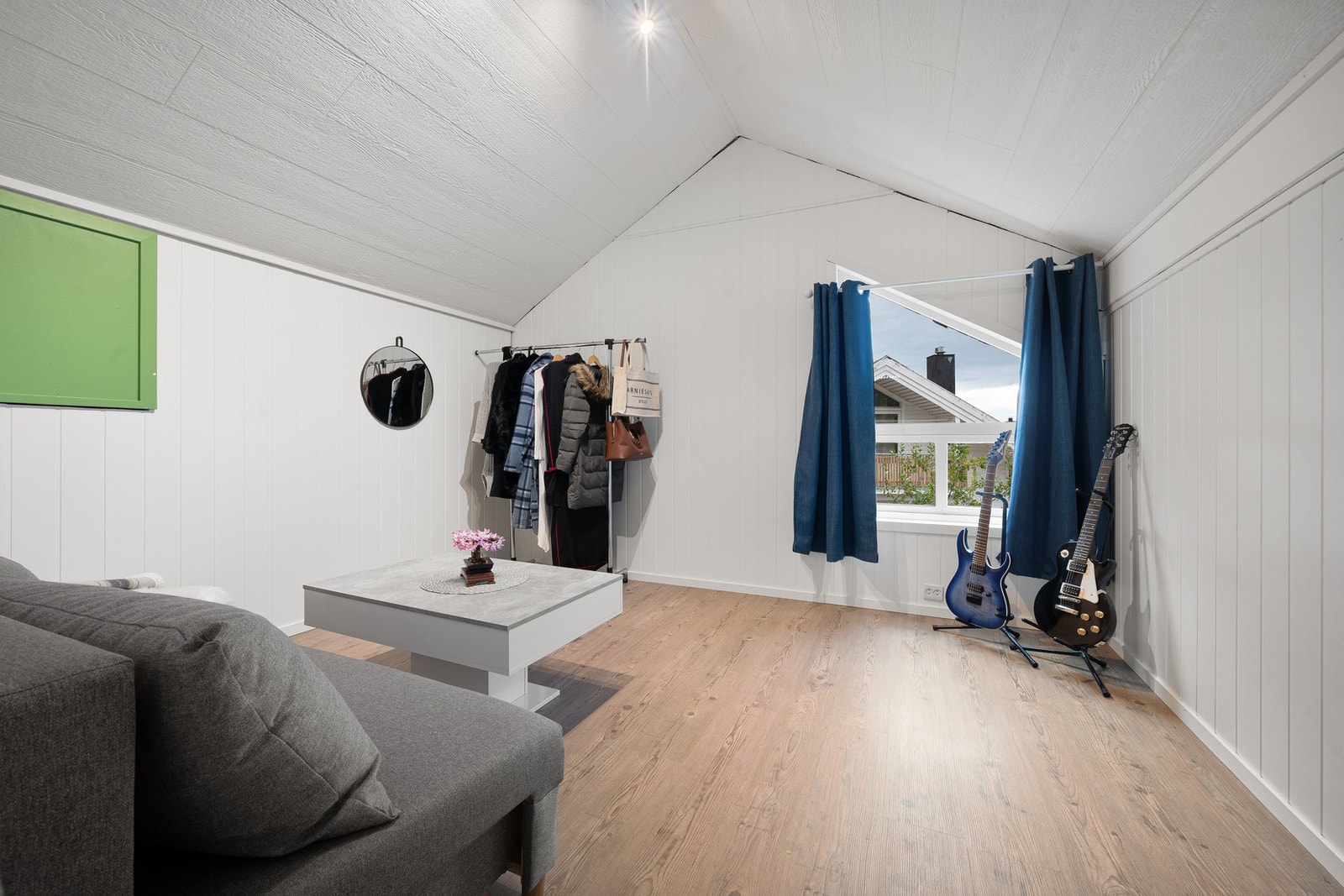 Rommet kan brukes som barnerom, gjesterom, kontor eller det du måtte trenge Galleribilde