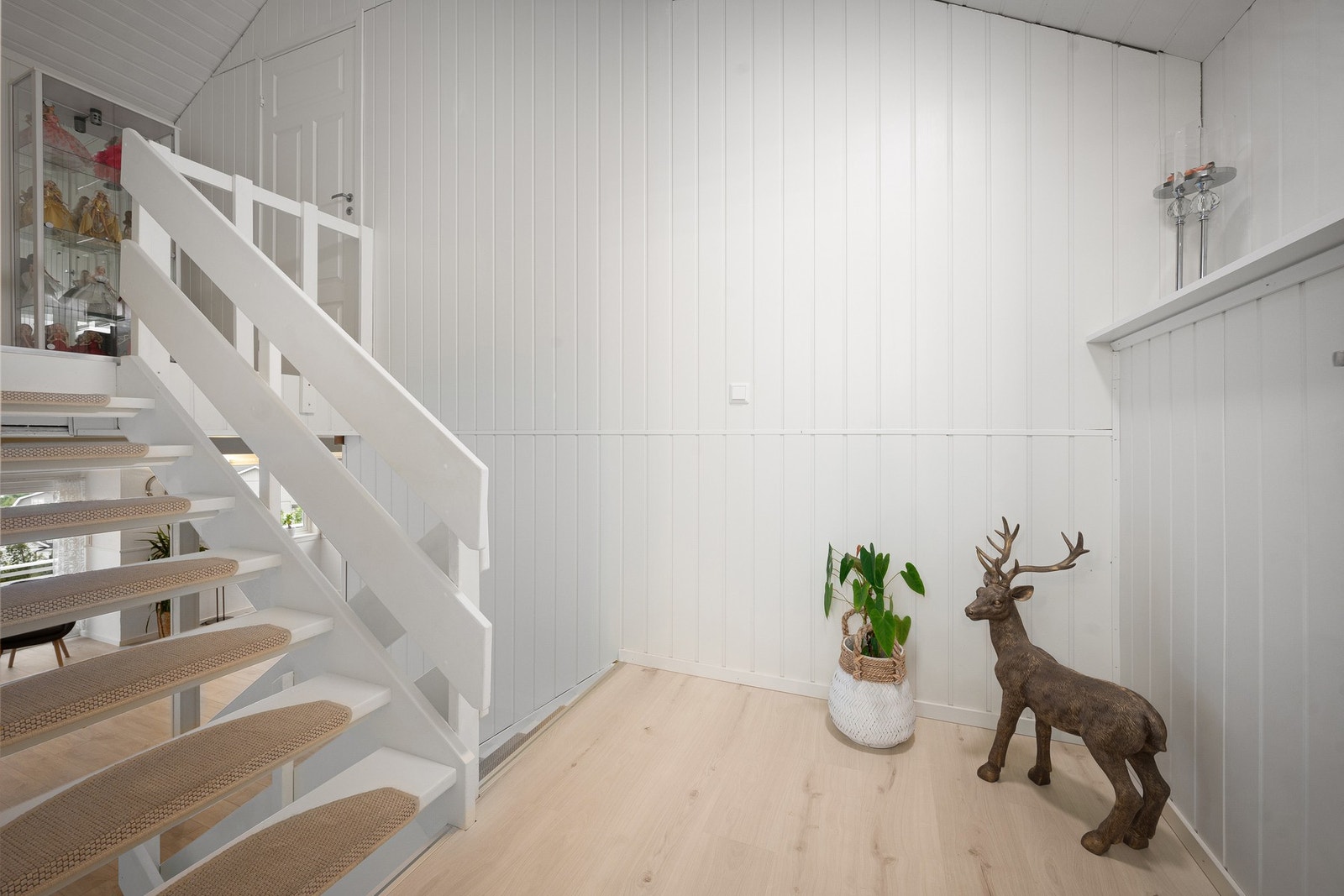 Halvplan mellom 2. etasje inneholder toalettrom Galleribilde