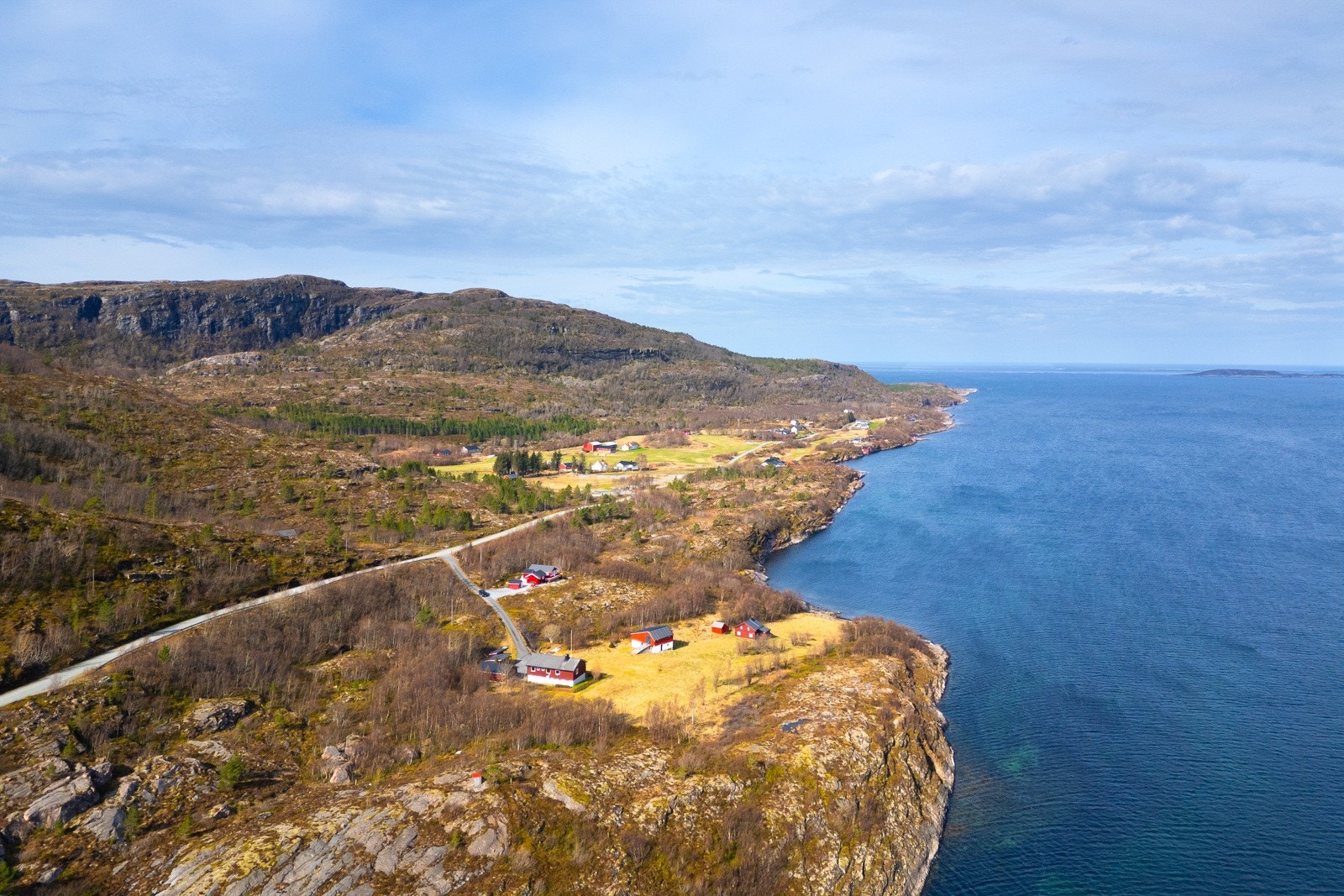 En innbydende eiendom idyllisk plassert på populære Stokkøya. Galleribilde