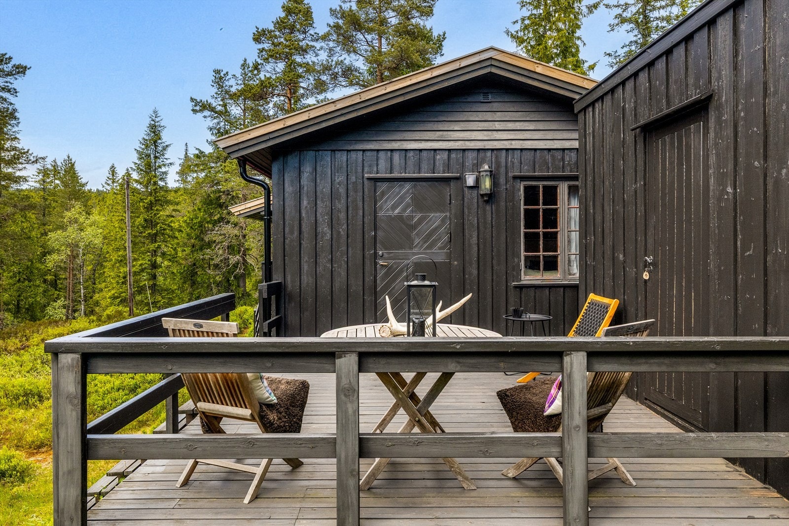 Terrasse og bod Galleribilde