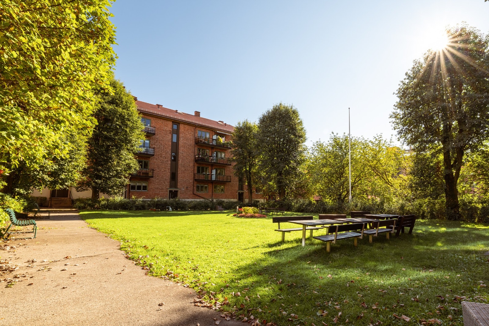 Her får du en tilbaketrukket beliggenhet, samtidig som det er kort vei til det beste av hva urbane Oslo kan tilby. Galleribilde