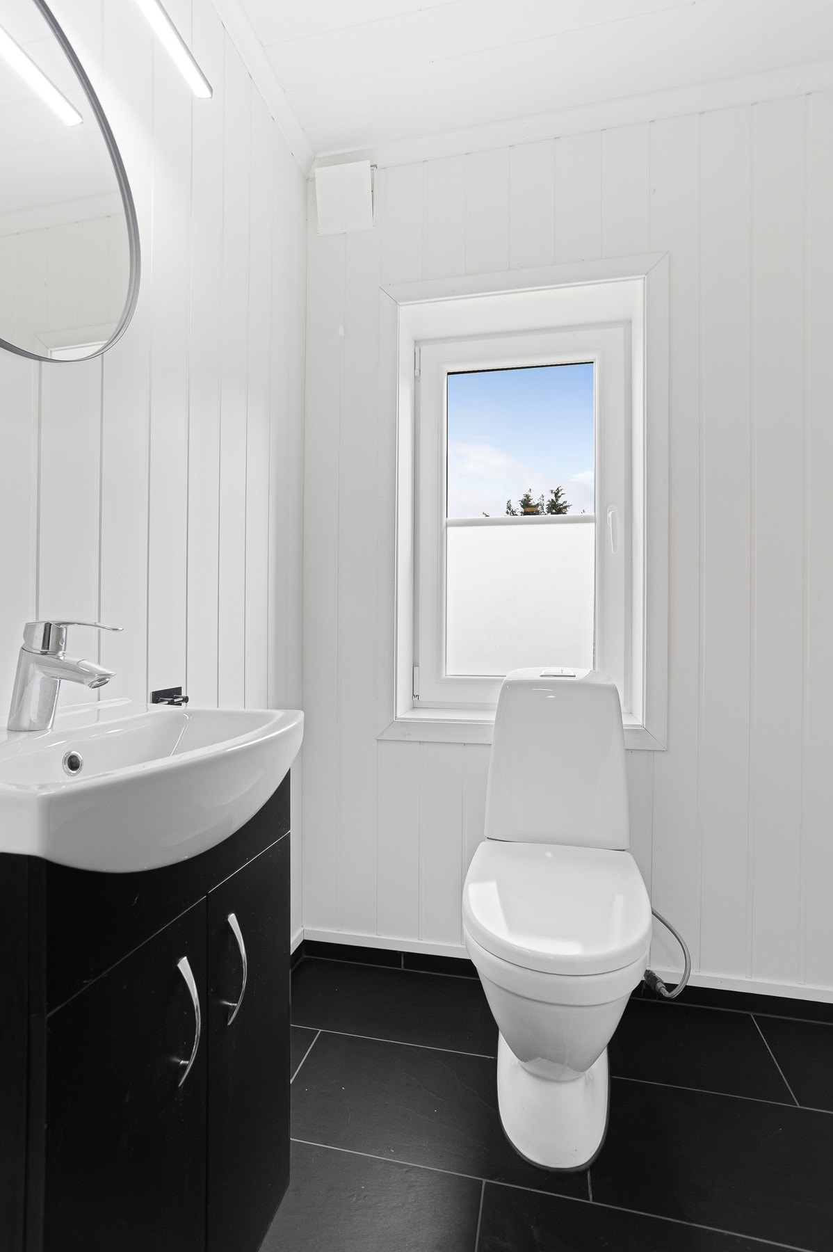 Toalettrom i 1 etasje Galleribilde