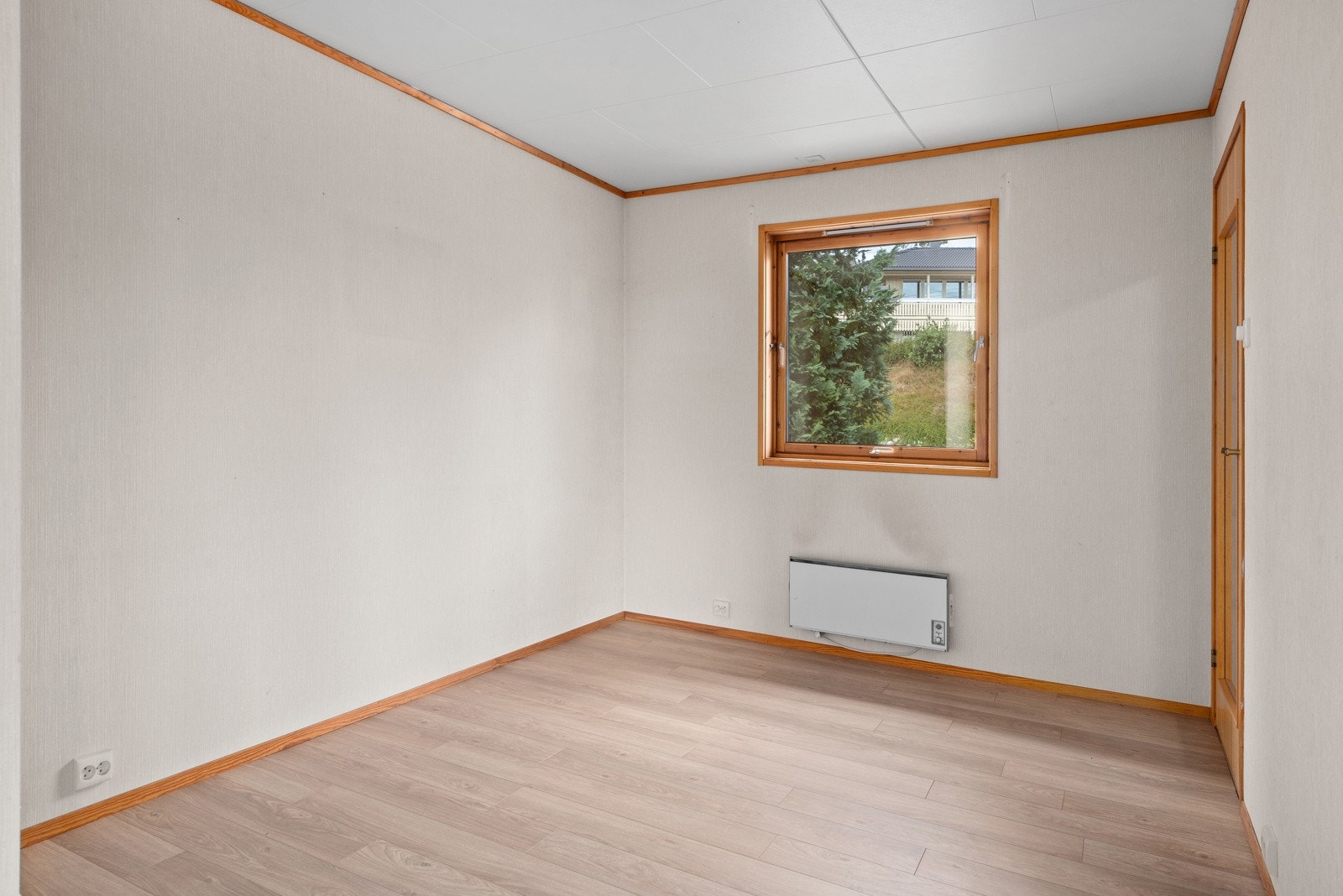 Plass til spisestue, alternativt kan det omgjøres til soverom. Galleribilde