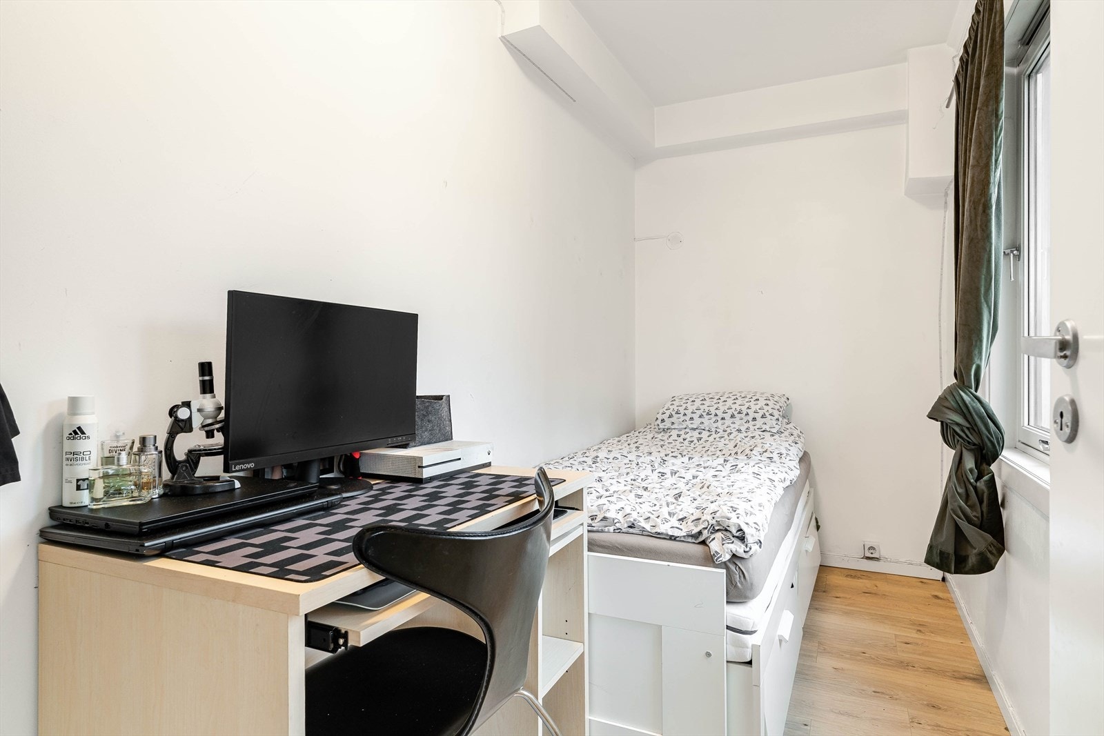 Et av soverommene passer perfekt som barnerom eller hjemmekontor. Galleribilde