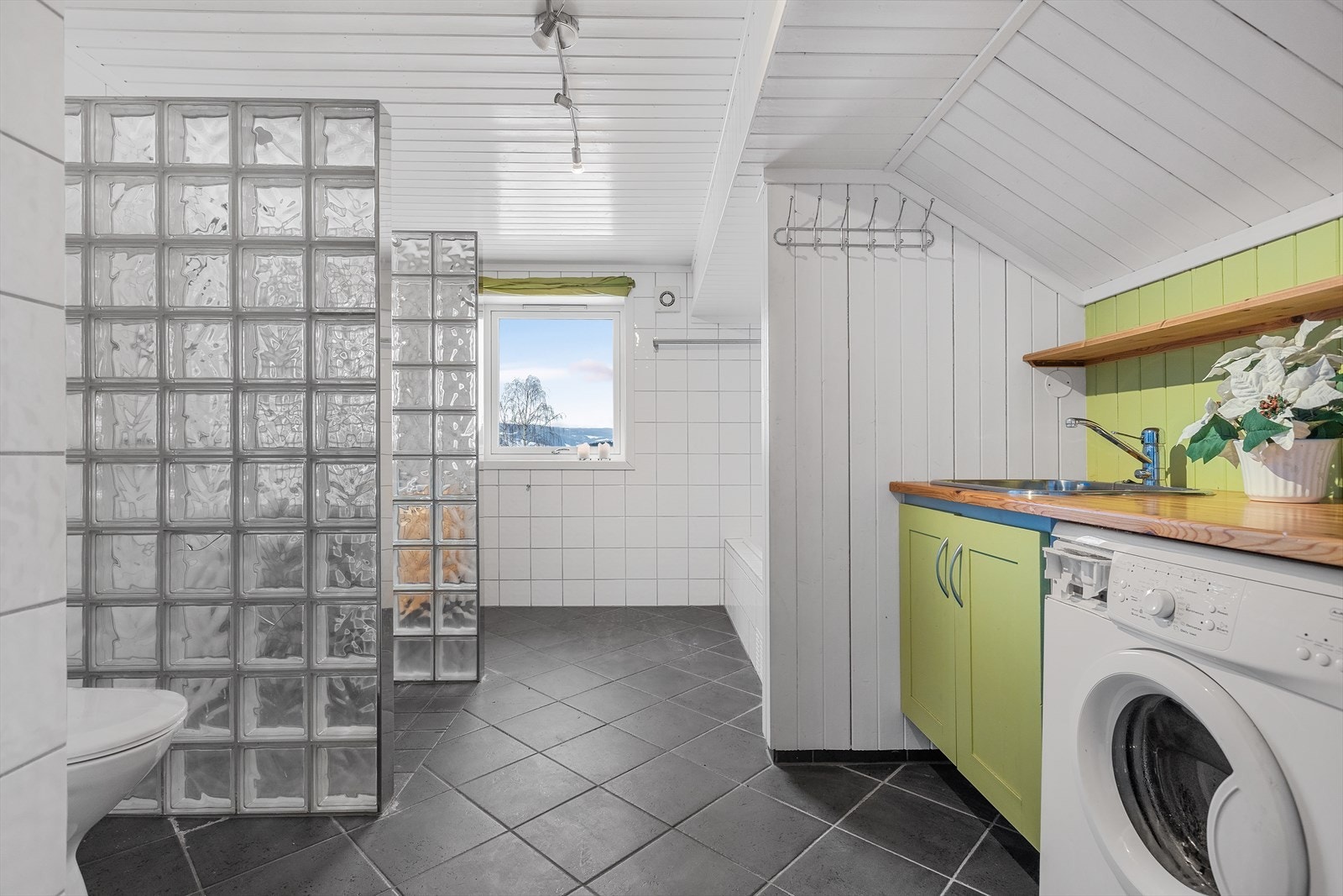 Bad i kårboligen Galleribilde