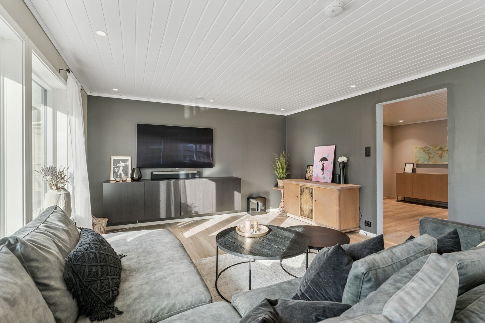 Hyggelig tv-krok. Galleribilde