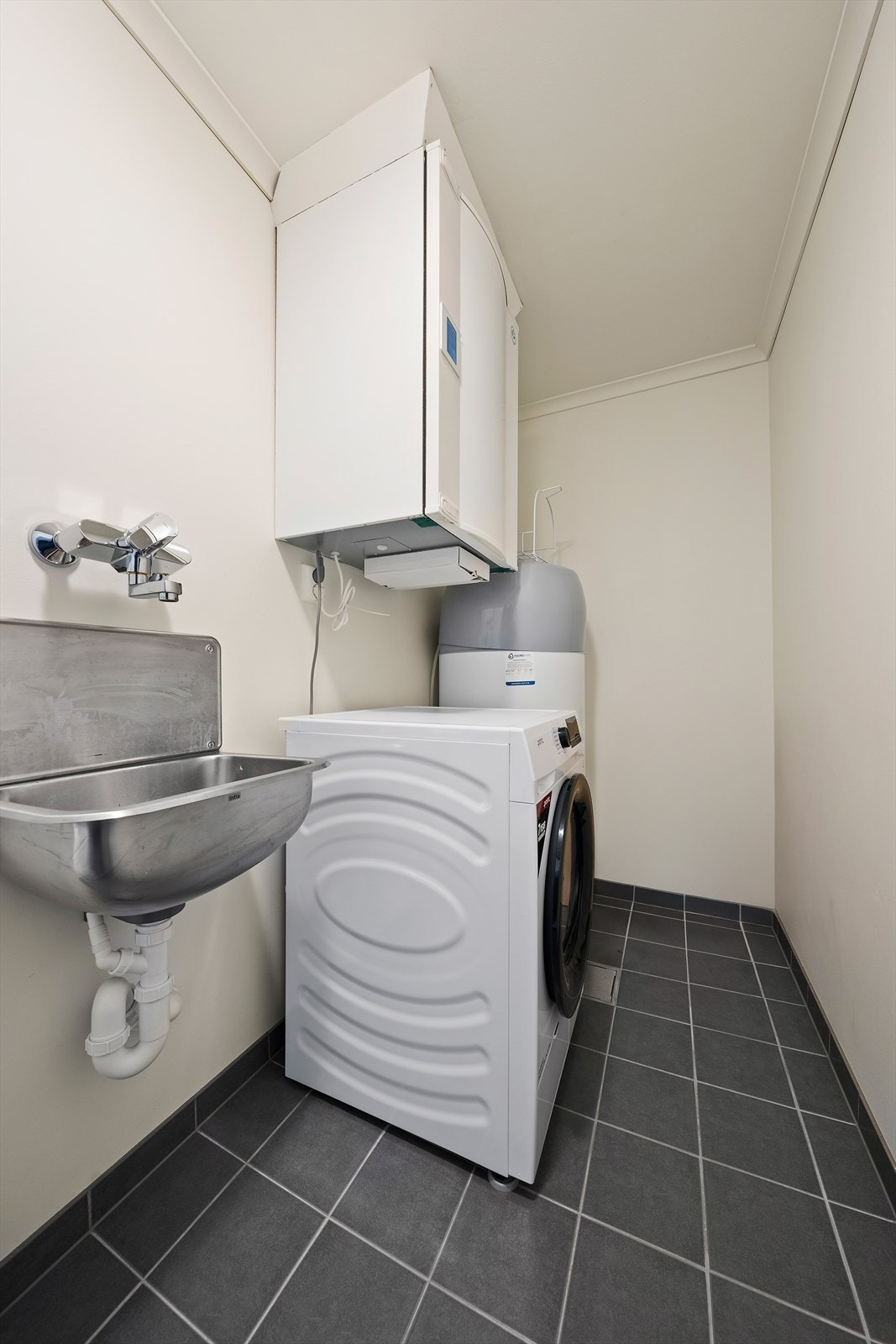 Vaskerom Galleribilde