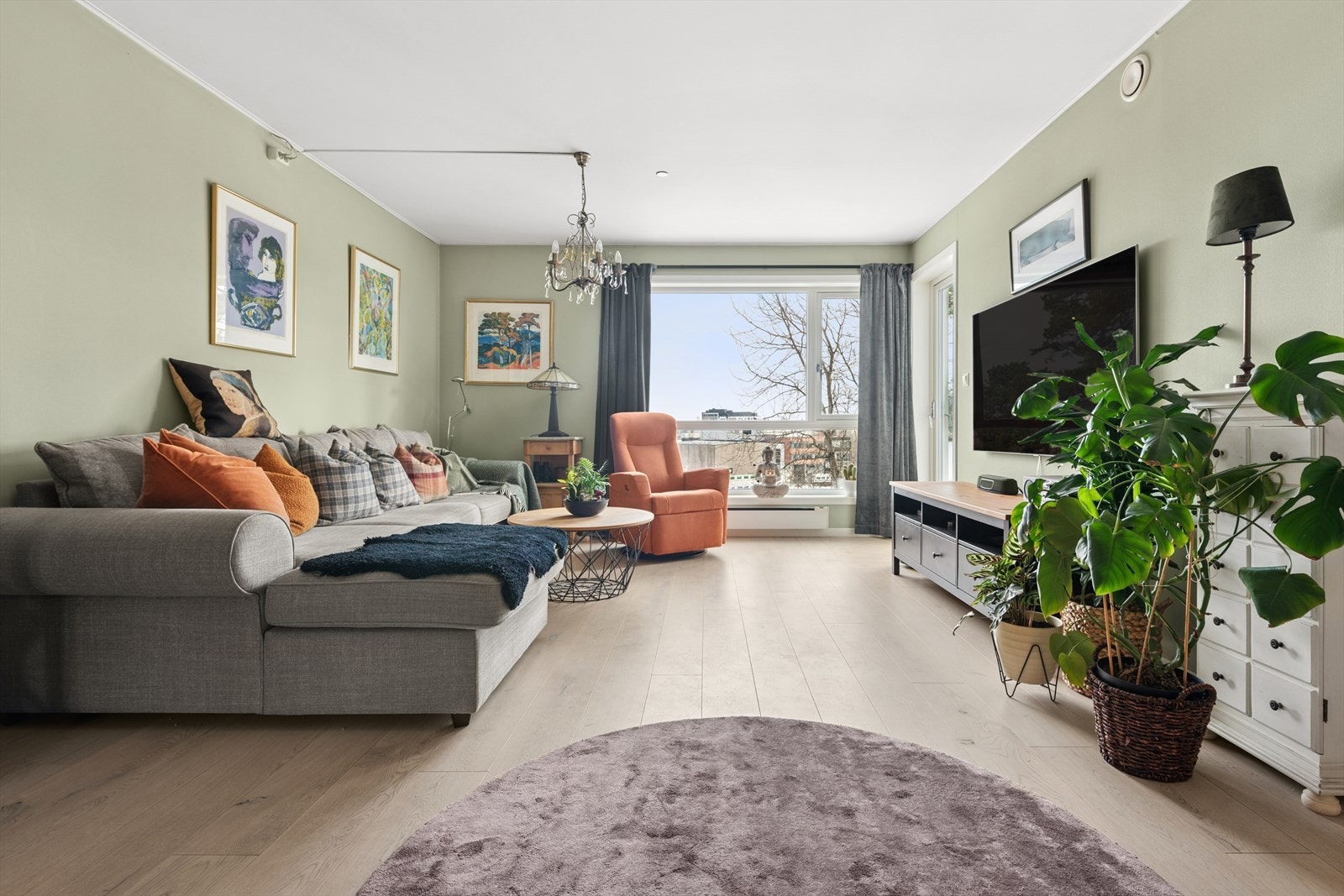 DNB Eiendom ved Linn Nathalie Ulseth har gleden av å presentere Grønliveien 15! Galleribilde