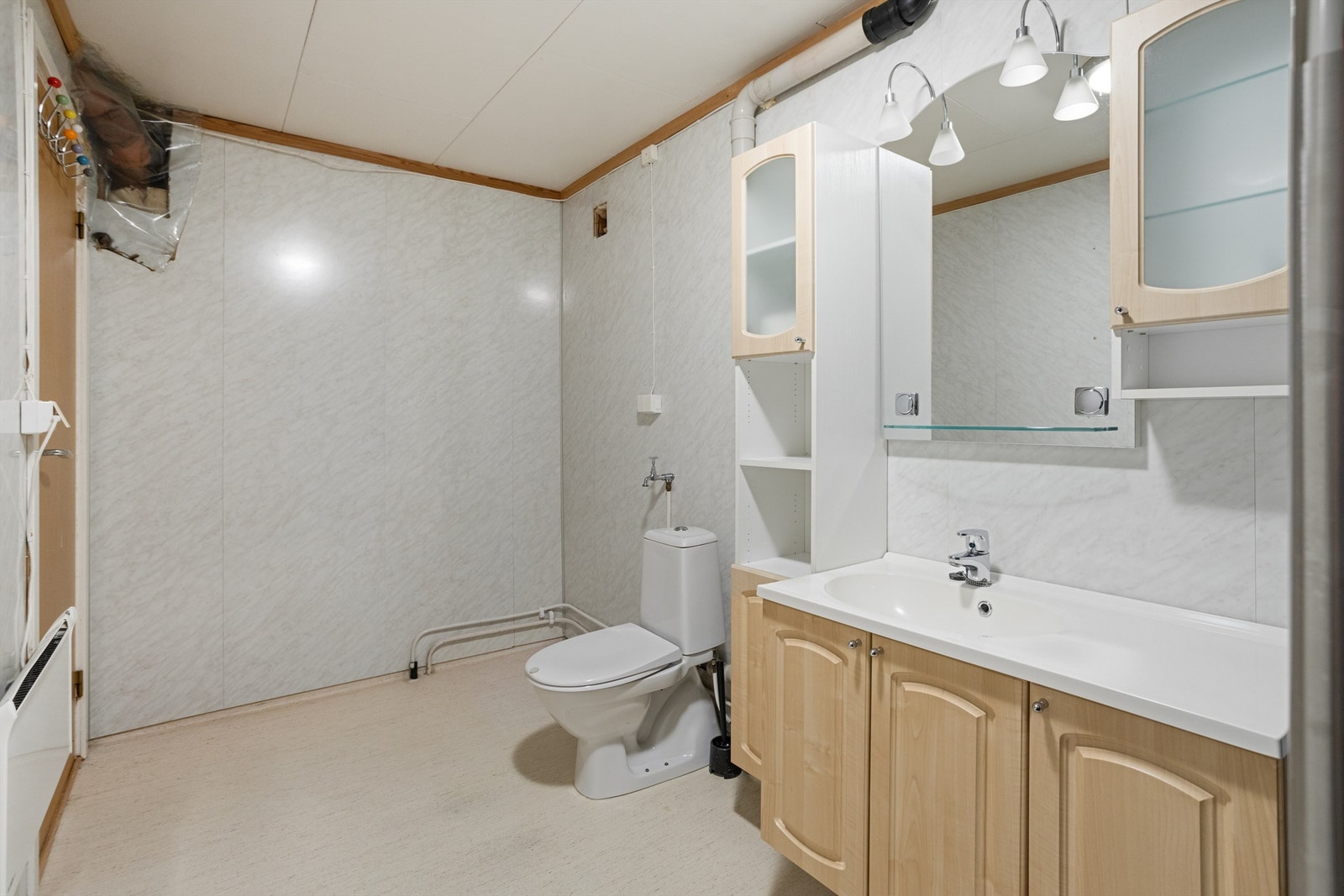 Badet ligger 1. etasje Galleribilde