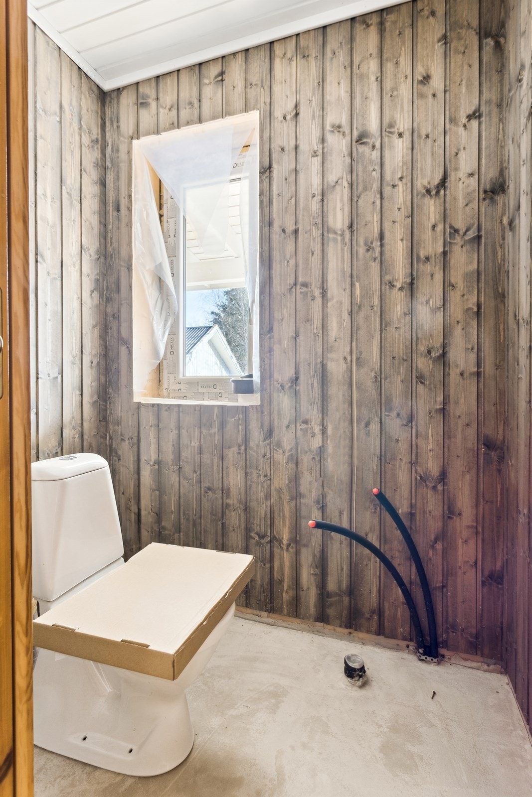 Uferdig toalettrom i tilbygg 1. etasje Galleribilde