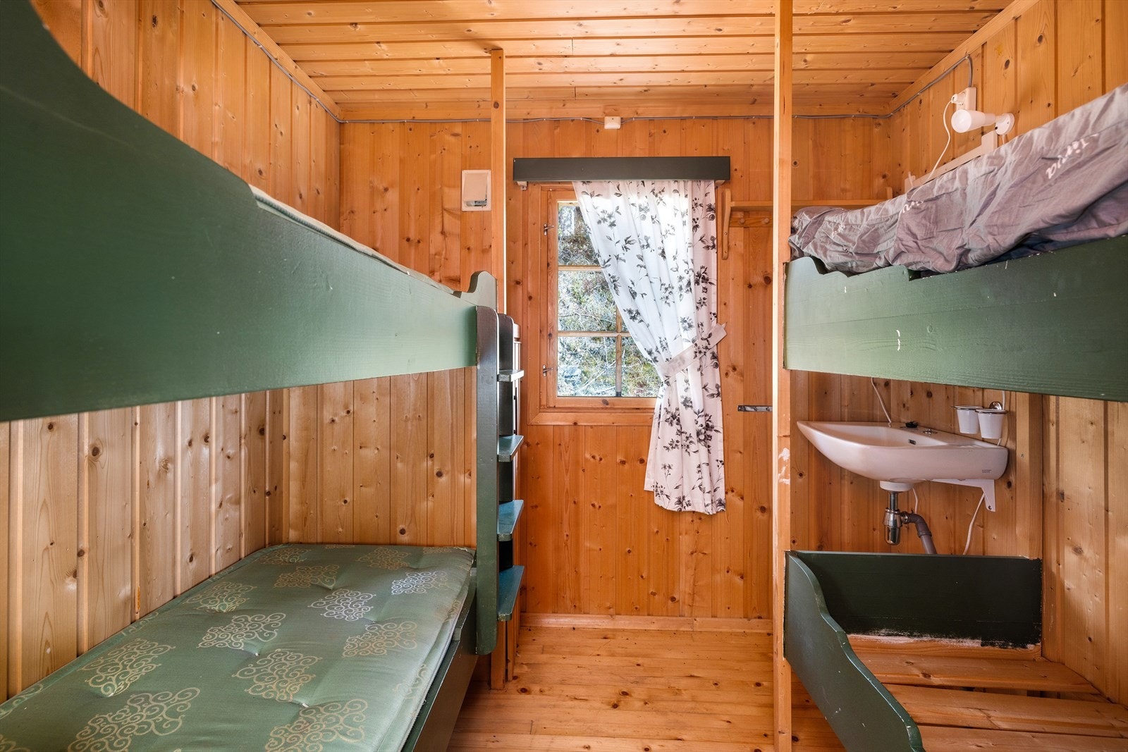 Soverom nr. 2 er innredet med køyesenger. Galleribilde