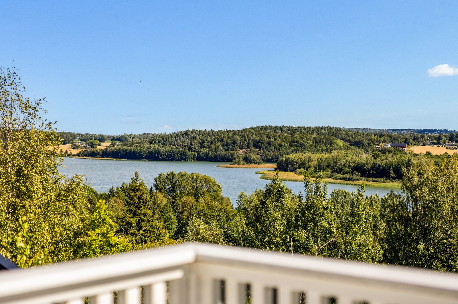 Nydelig utsikt til Akersvannet Galleribilde