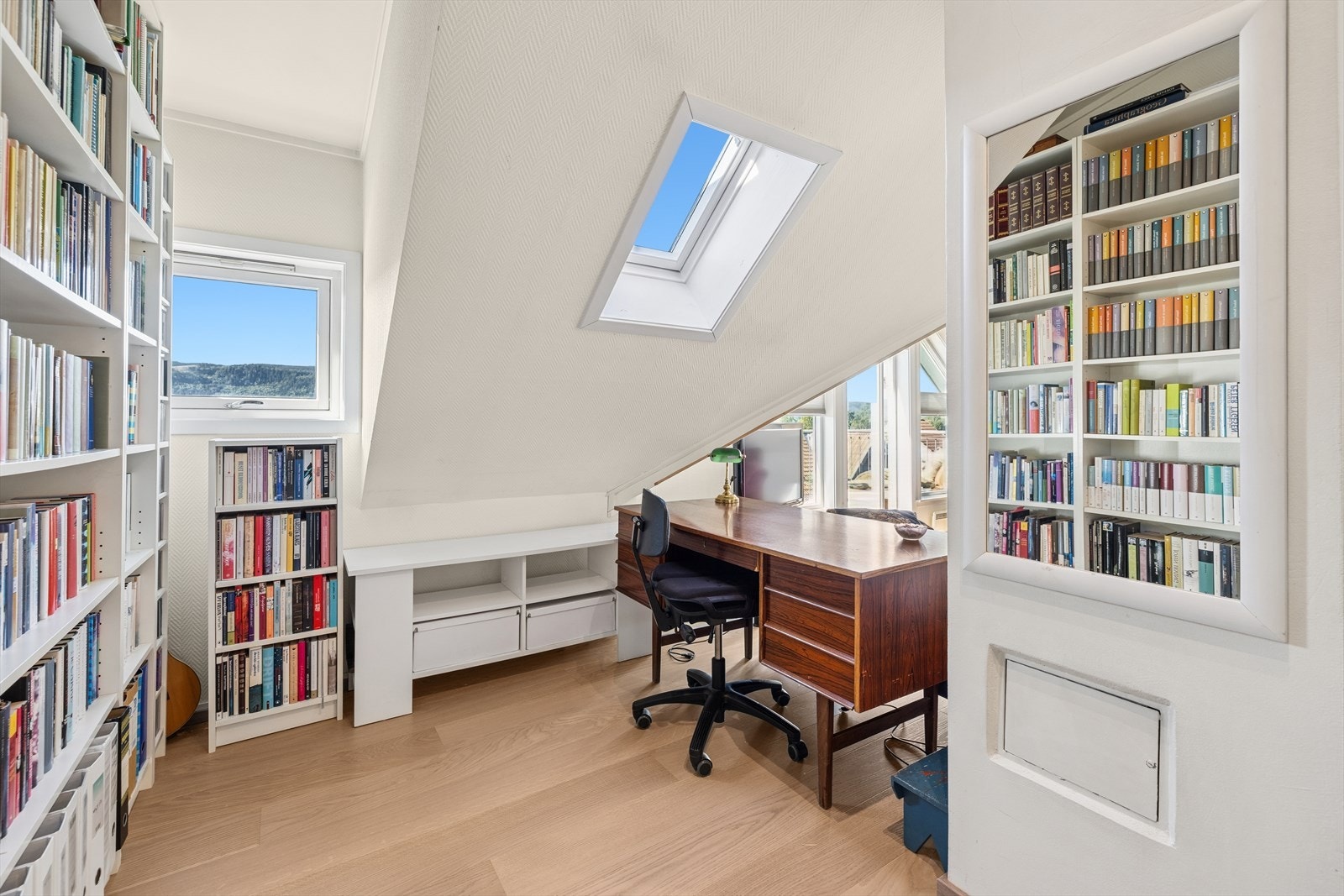 Her har du mulighet til å innrede et hjemmekontor, en koselig lekekrok, eller skape akkurat det rommet du ønsker deg. Galleribilde