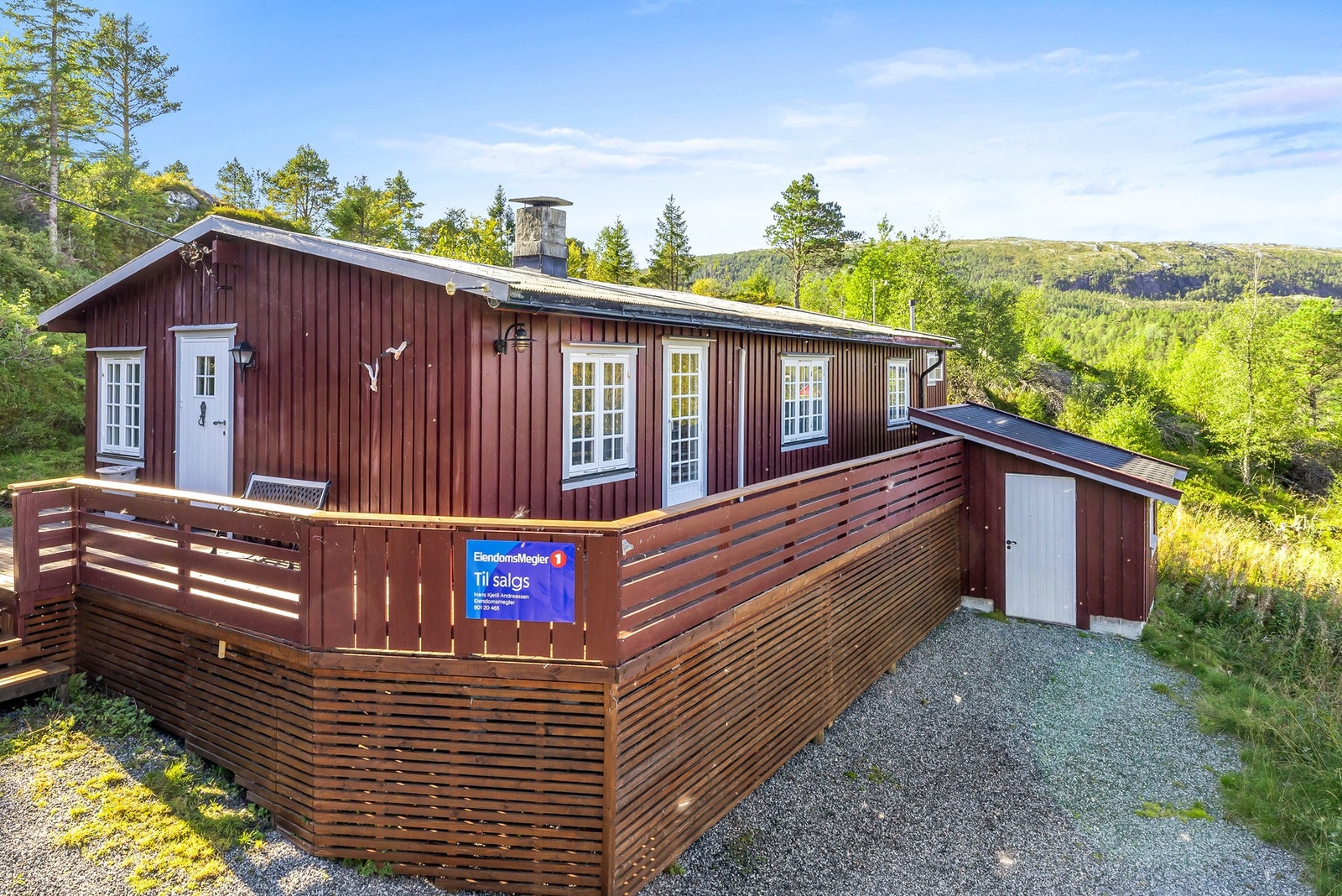 Hytte oppført i 1979 Galleribilde
