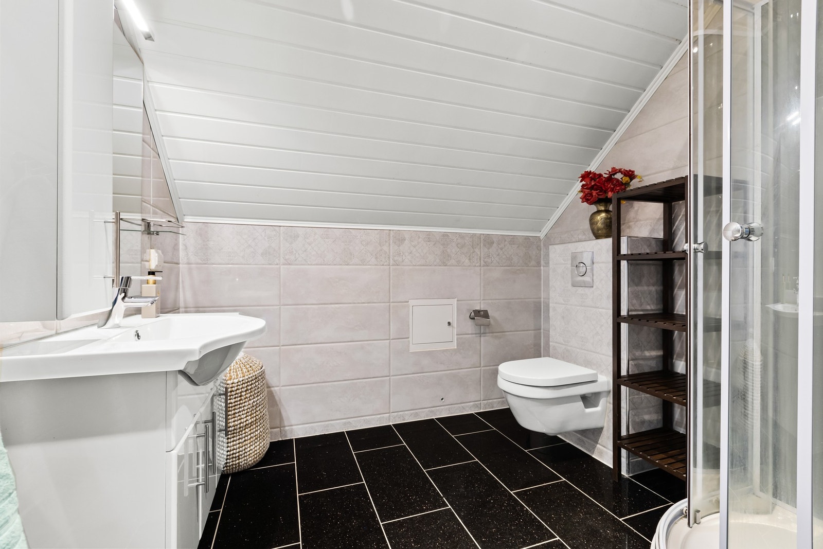 Stort og flott bad. Galleribilde