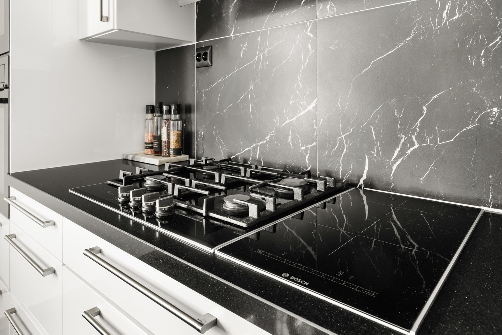 Gassplatetopp tar maten til nye høyder. Perfekt for deg som er glad i lage mat. Galleribilde