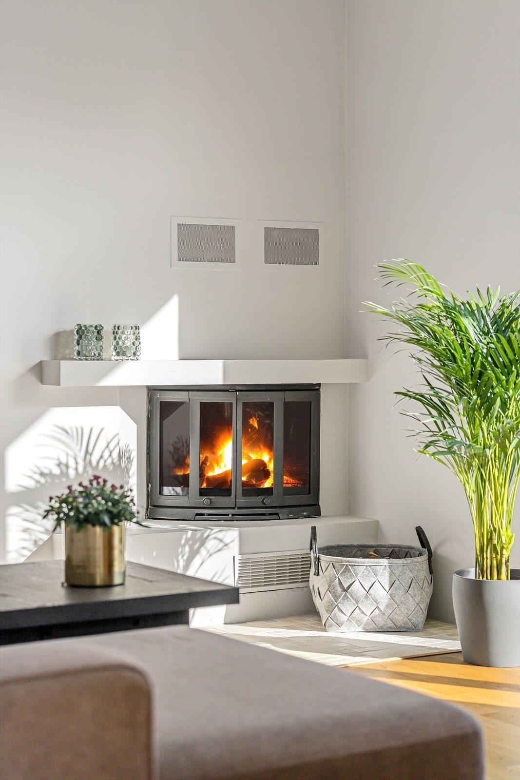 Peis i stuen Galleribilde