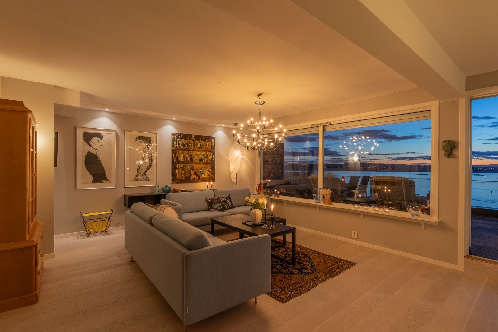 Hyggelig og innbydende stue. Galleribilde