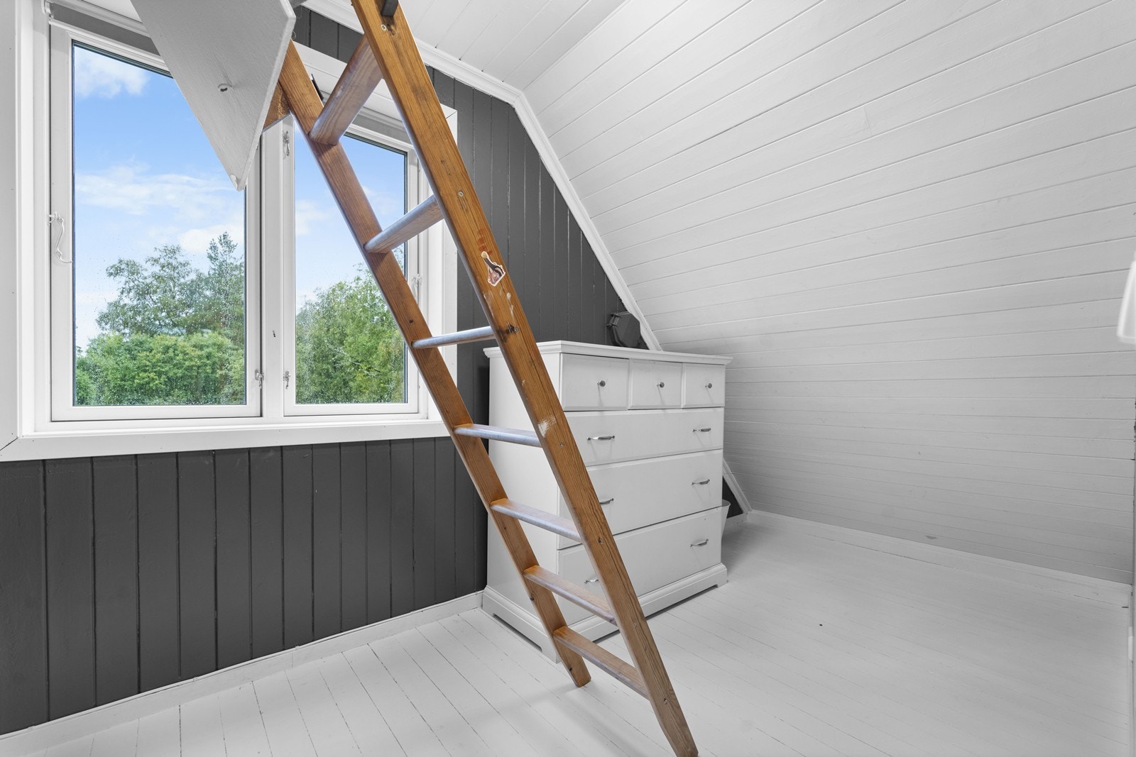 Innredet rom - ikke søkt godkjent til varig opphold. Galleribilde