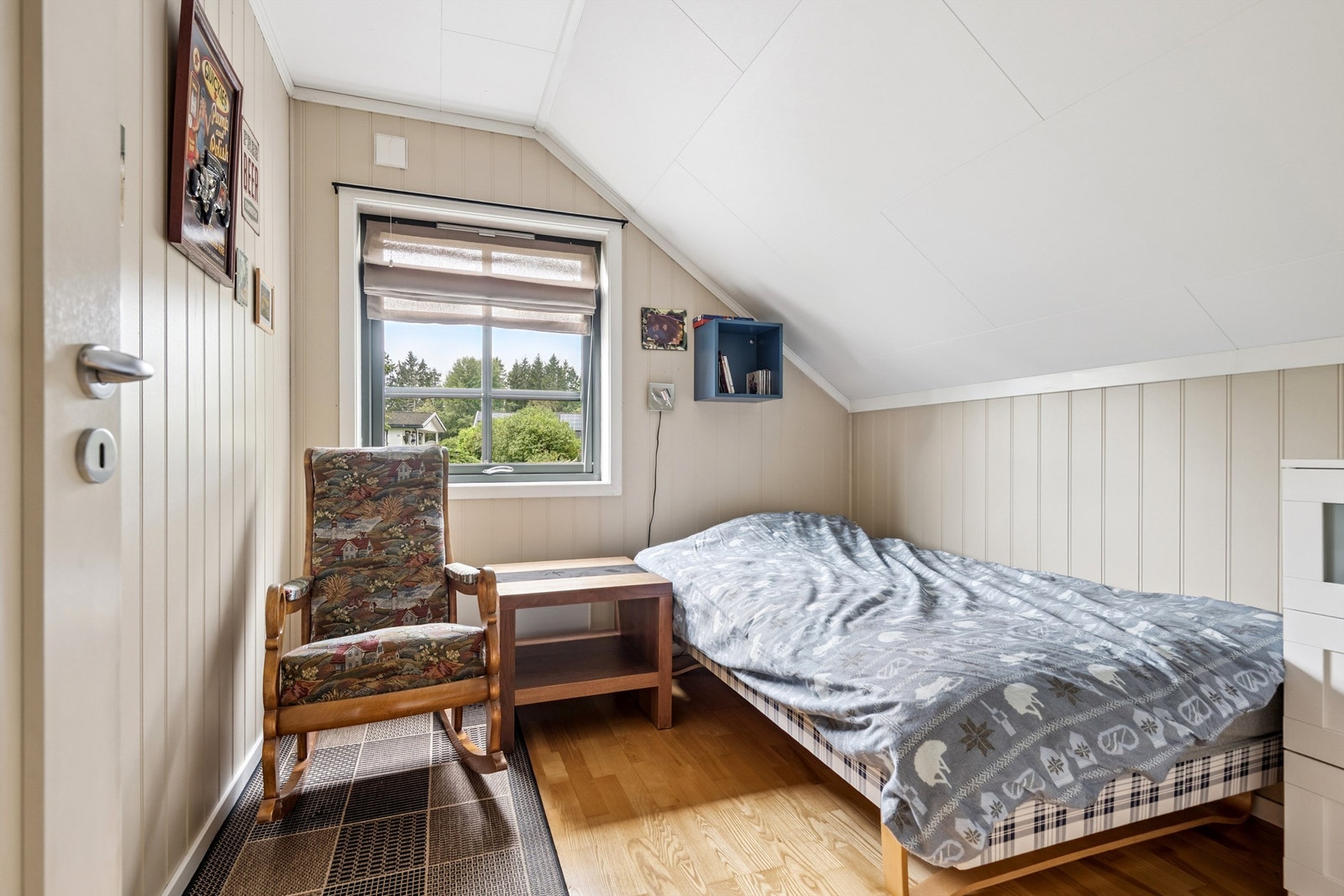 Det andre soverommet egner seg godt som barnerom, gjesterom eller kontor. Galleribilde