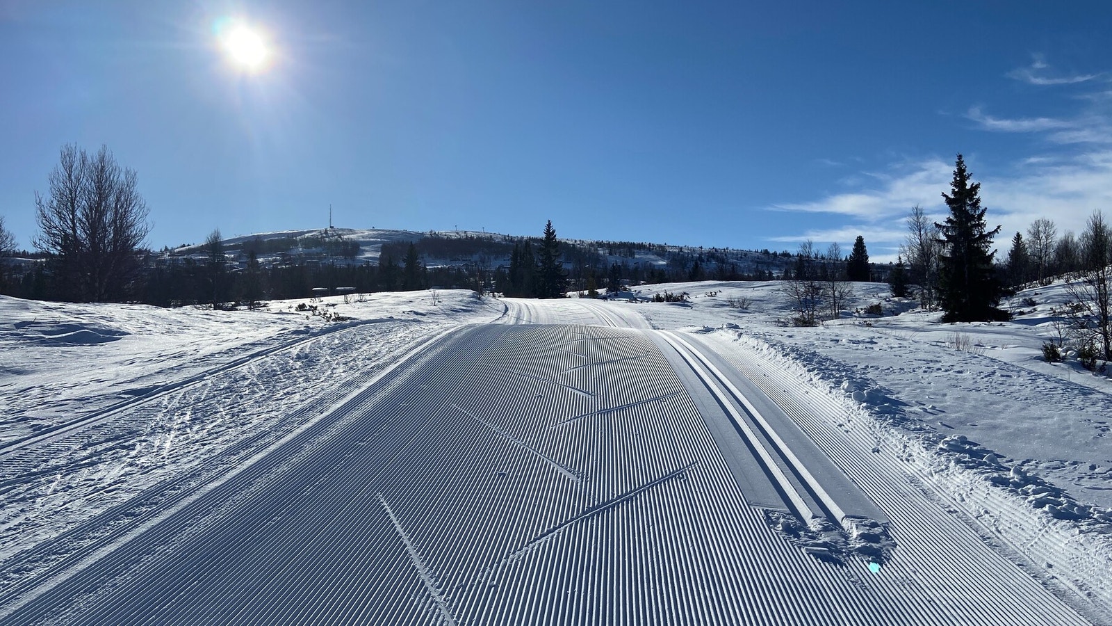 På vinterstid kan Vaset by på ca. 150 km løypenett med både lette og litt mer krevende traseer. http://www.vasetloypene.no/ Galleribilde