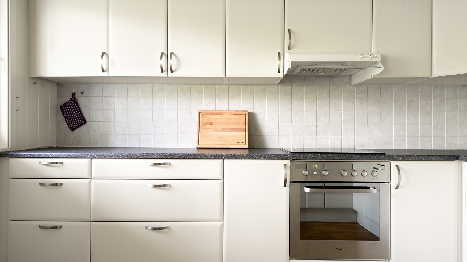 med integrerte hvitevarer Galleribilde