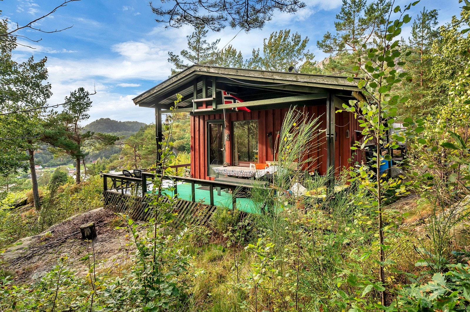 Exbo Eiendomsmegling v/ Hanne Kristine Meiholt har gleden av å presentere Holmen 11! Galleribilde