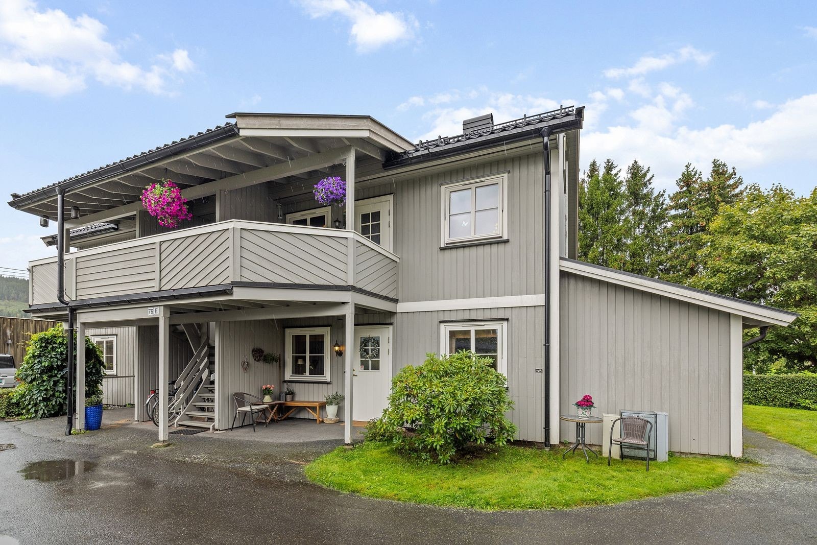 Velkommen til Øvre Eikervei 76E! Galleribilde