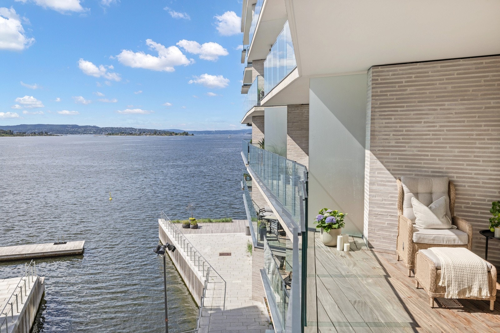 Lekker leilighet mot front på tjuvholmen med garasje. Velkommen til visning! Galleribilde