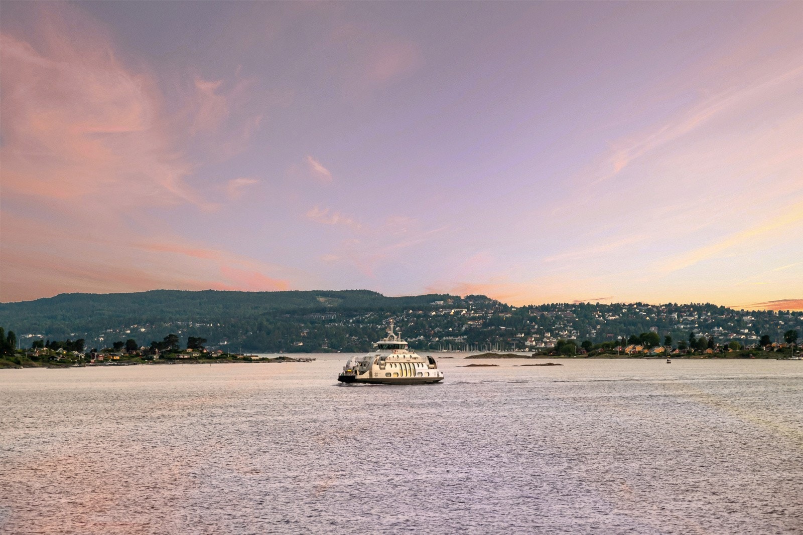 Nydelig utsikt mot sjøen Galleribilde