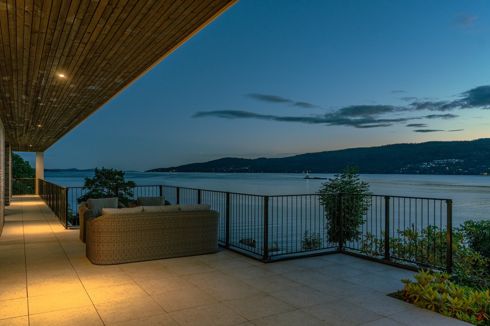 Terrasse i 1.etasje. Galleribilde