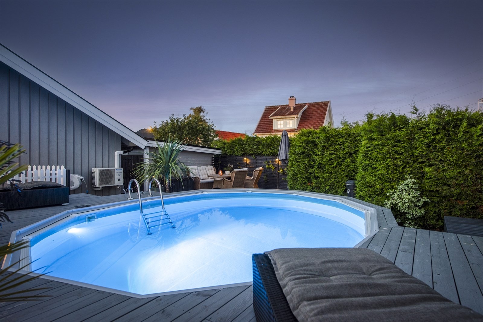 Idyll og sommerstemning. Galleribilde